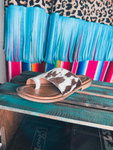 Load image into Gallery viewer, Kimmee Trail Sandal